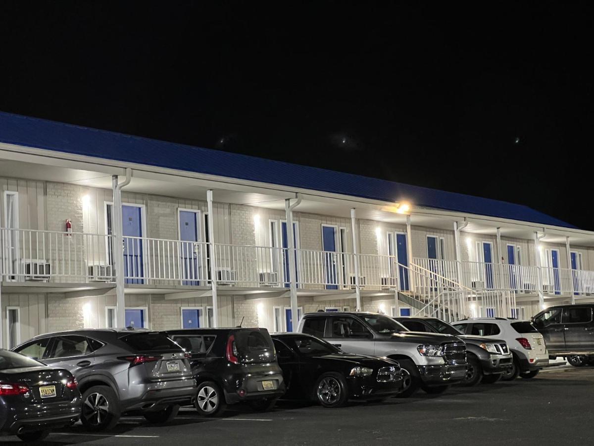 Towne Hotel
